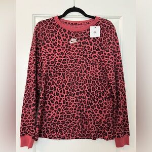 NWT “The Nike Tee” long sleeve pink/maroon leopard tee - size small